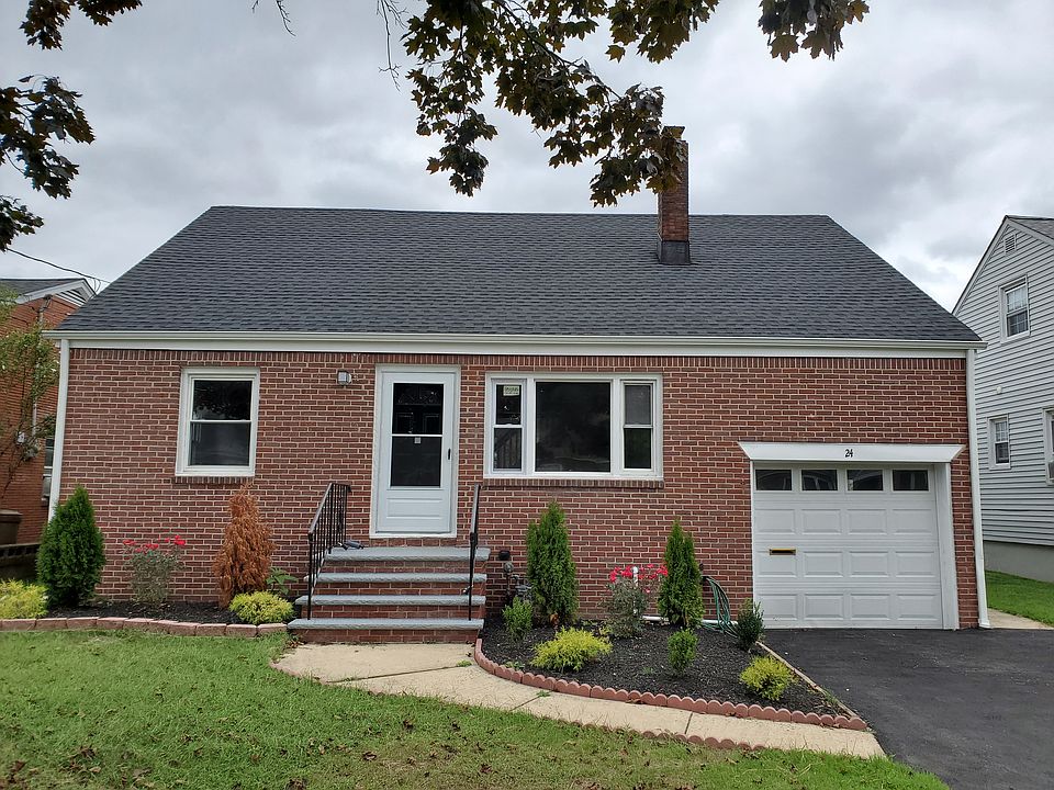 2nd image of 24 Elmwood Ter