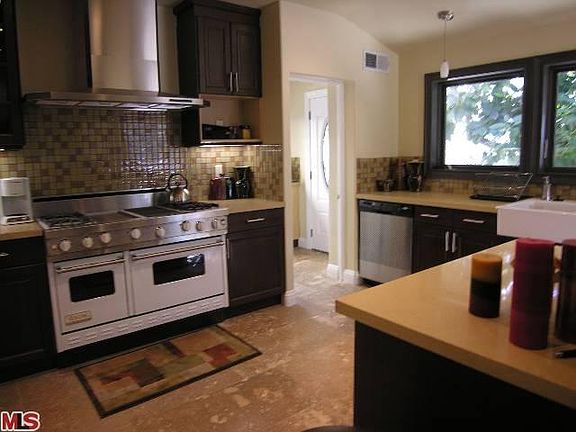 4th image of 1146 N La Cienega Blvd