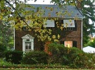 2595 Eaton Rd, University Heights, OH 44118