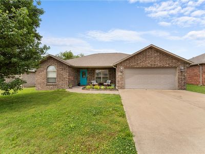 1908 N Messick Ct, Siloam Springs, AR, 72761