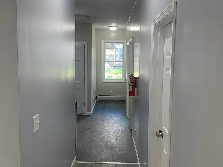 333 Mansion St — Photo 4