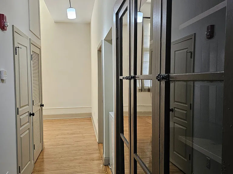 Clark School Lofts — Photo 11