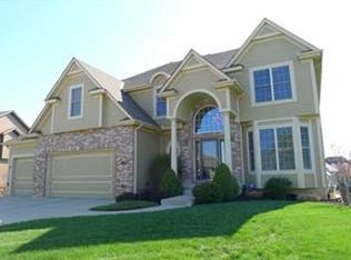 9005 N Lewis Ave, Kansas City, MO 64157