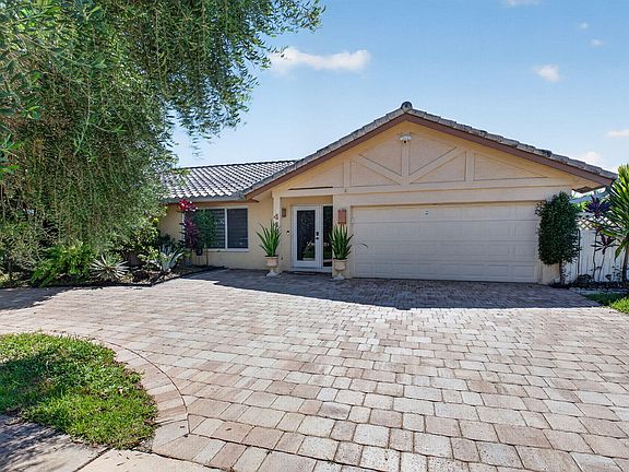 3rd image of 440 NW 69TH Street