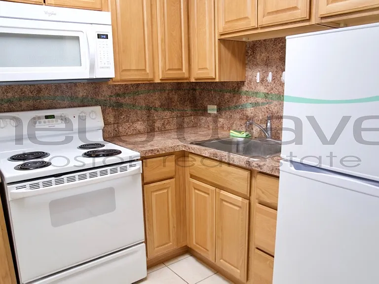 397 Massachusetts Ave #2 — Photo 2