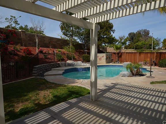 5th image of 1356 Pinewood Dr