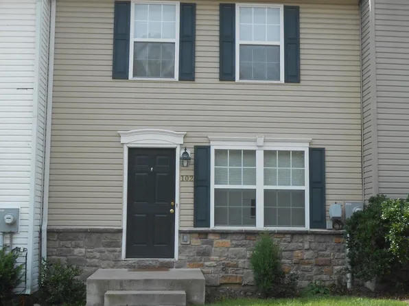 102 Eastside Ln, Winchester, VA 22602