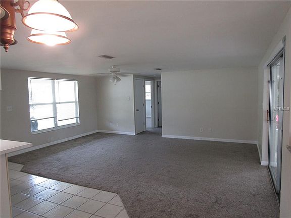 4th image of 2322 Hively St