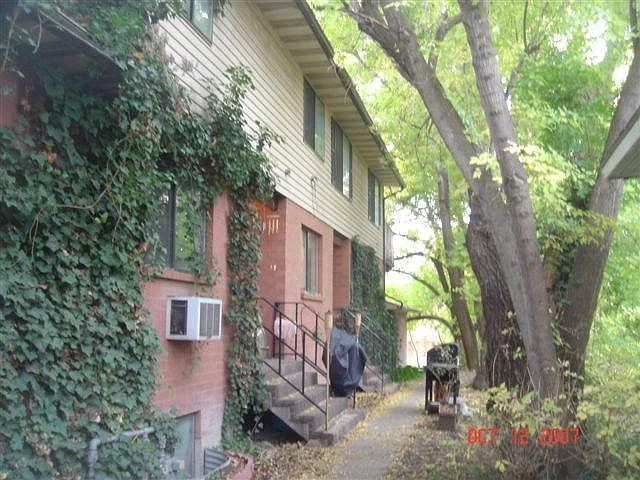 1st image of 860 E Parkway Ave APT A