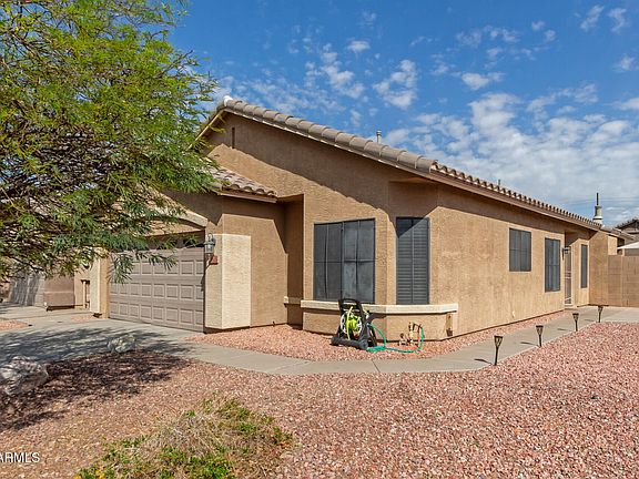 3rd image of 8808 W Paradise Drive