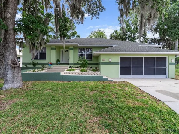 1203 SE 3rd Ave, Crystal River, FL 34429