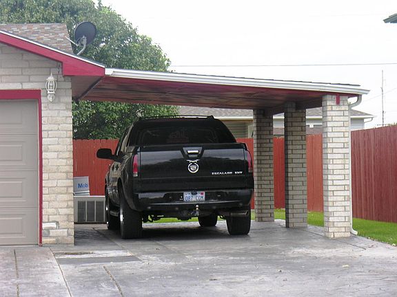 2nd image of 1204 N Tulane Ave