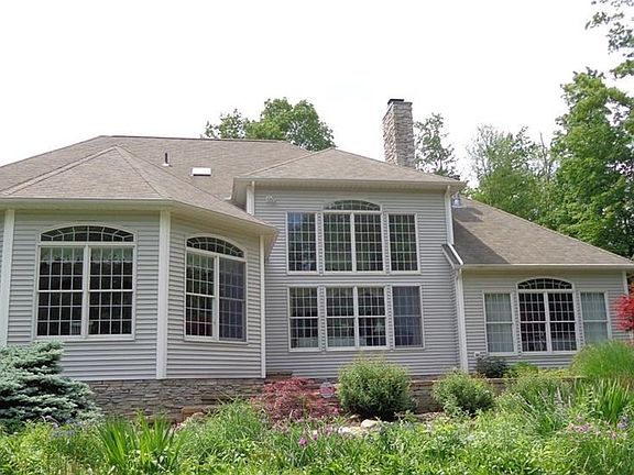 2nd image of 8702 Kirkwood Dr