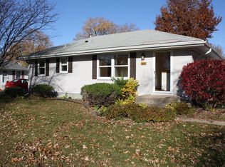 1061 Keefe St, Eagan, MN 55121