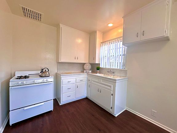 5th image of 6341 11th Ave #6343