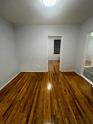 Rented by NYC LUXURY APT RENTALS CO LLC | media 1