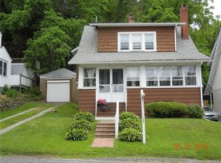 19 Monroe St, Shelton, CT 06484