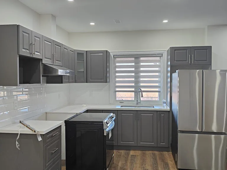 126 Degrey Dr — Photo 11
