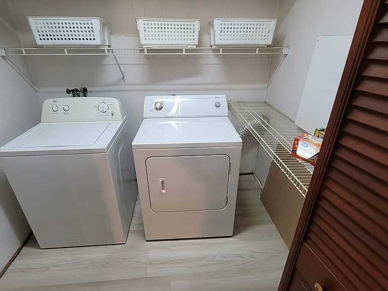406 Warner St NW — Photo 18