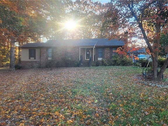 4th image of 3617 Malpas Dr
