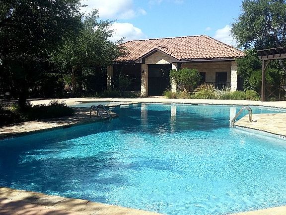 4th image of 214 Arroyo Way