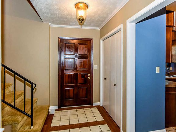 3rd image of 1013 Kensington Blvd