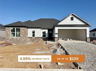 2732 Relaxation Ave, Springdale, AR 72764