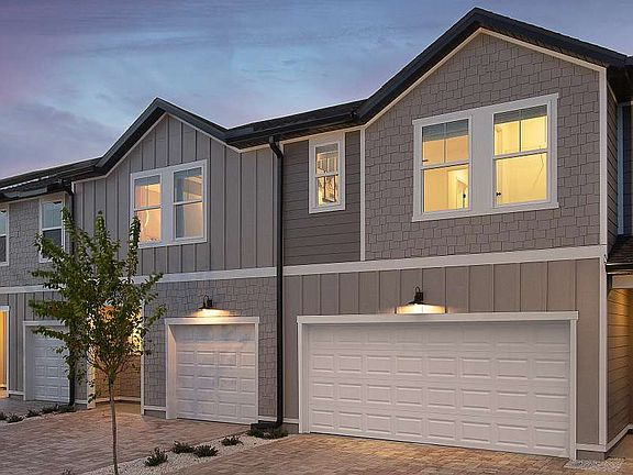 Catamaran Cove - Beach Interior Image 3