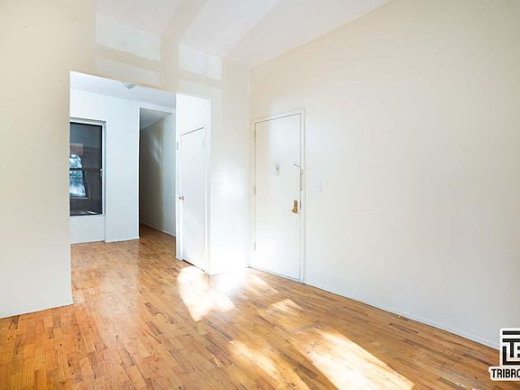 2nd image of 249 W 131st St #1B