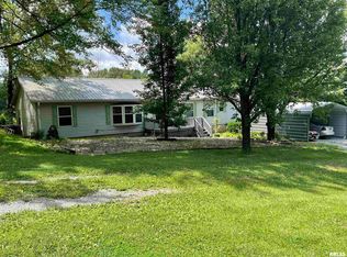 8957 Grassy Rd, Marion, IL 62959