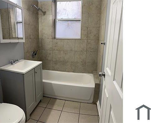 4th image of 6937 S Paxton Ave Floor 2