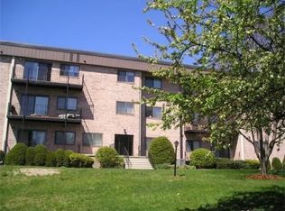 181 Littleton Rd UNIT 304, Chelmsford, MA 01824