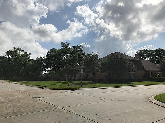 4th image of 101 Krumbhaar Cir