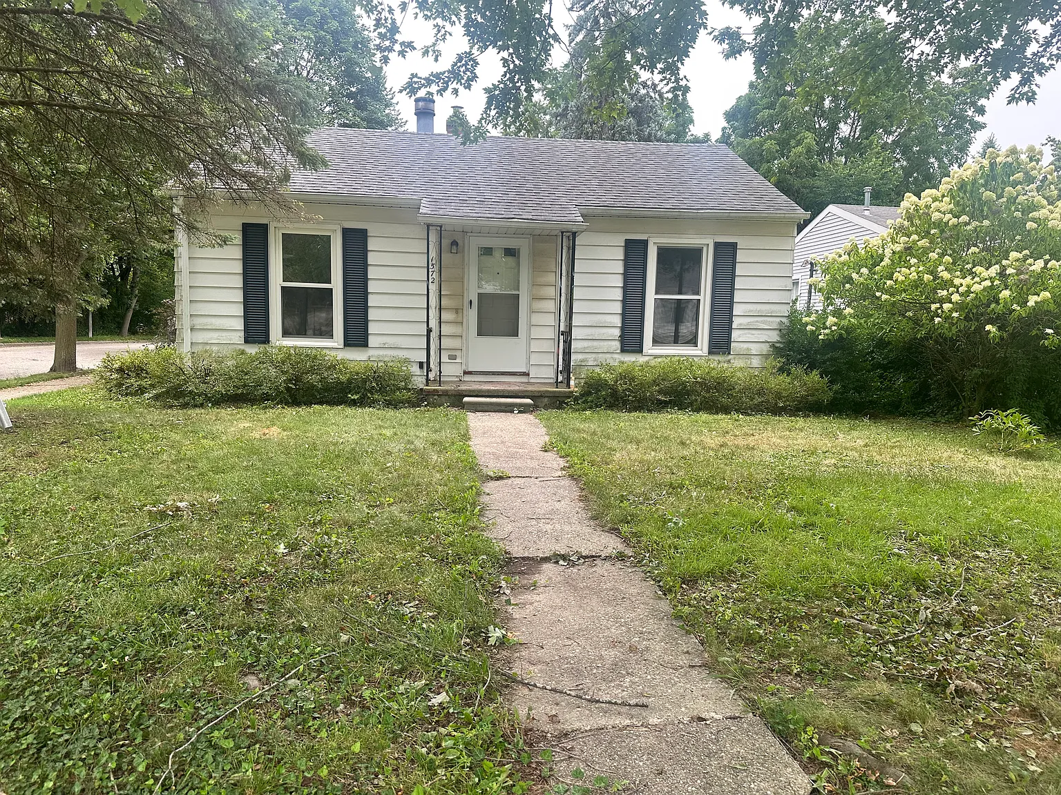 2 bed, 780 sqft, $1,600 — Photo 1