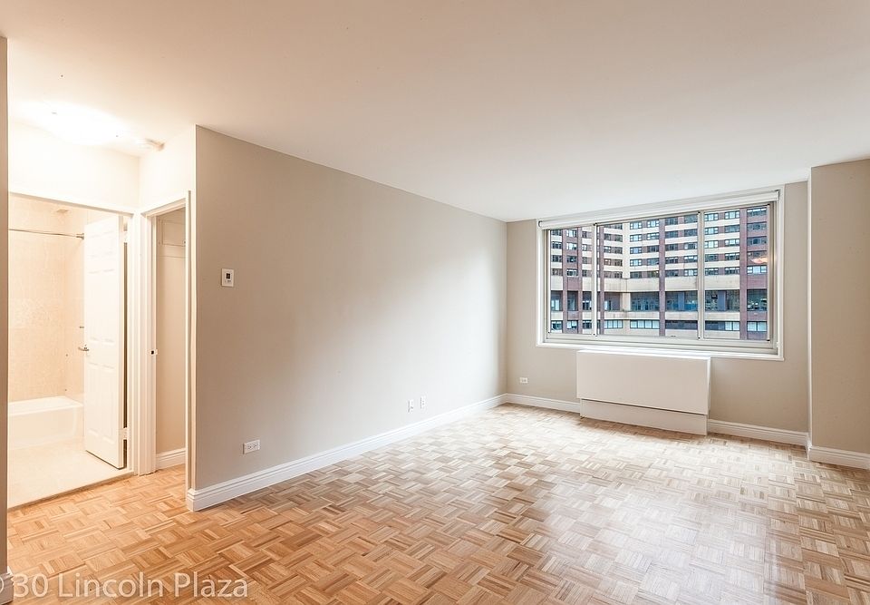 1st image of 30 W 63rd St APT 9A