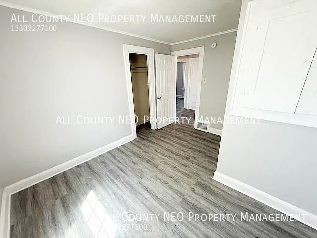 900 Roslyn Ave SW — Photo 18