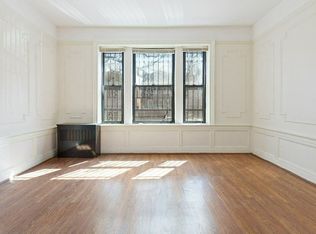 1555 Park Pl APT 1F, Brooklyn, NY 11213