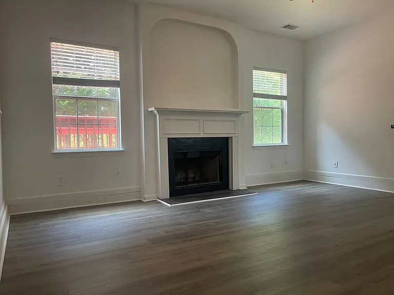 520 Lakeridge Ct — Photo 19