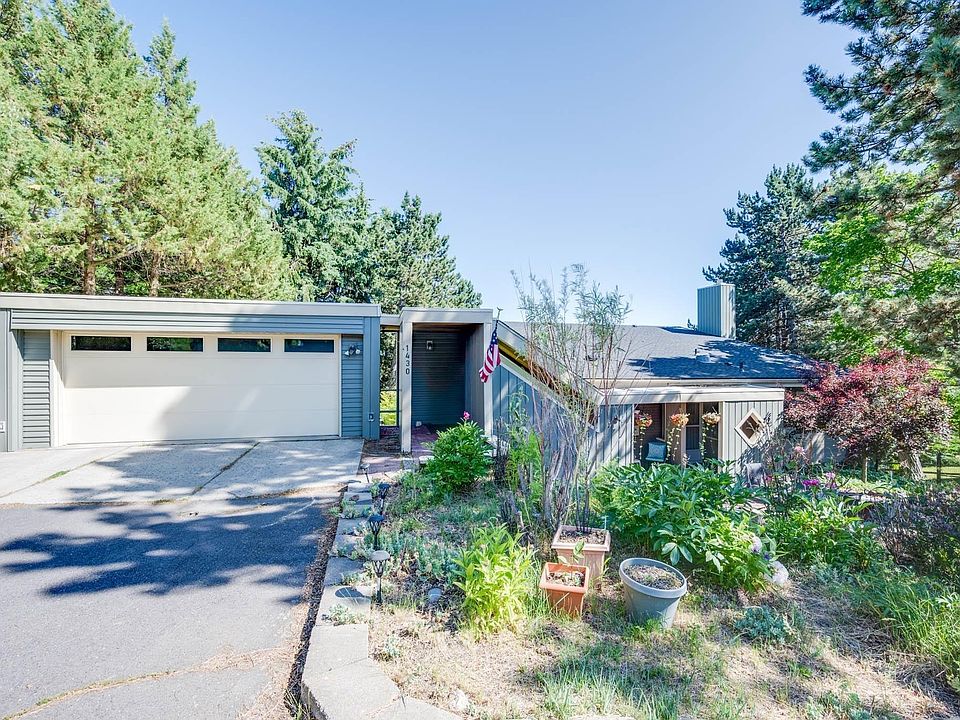 1st image of 1430 NW Orion Dr