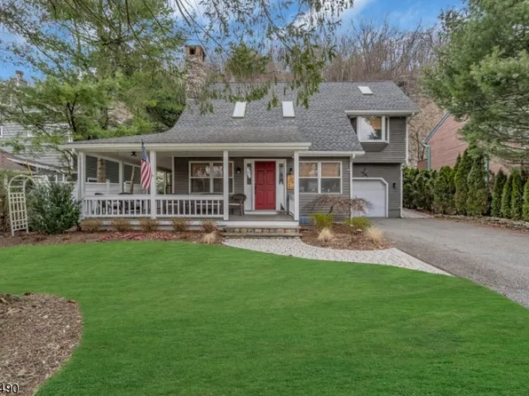 15 Cliffside Ln, Rockaway Twp., NJ 07435