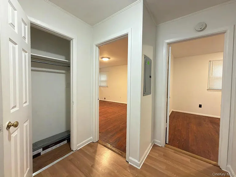 18 Bedford Ave #HOUSE — Photo 8
