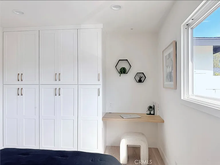 1318 S Helberta Ave — Photo 14