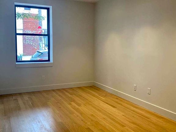 4th image of 287 Powers St #4-1