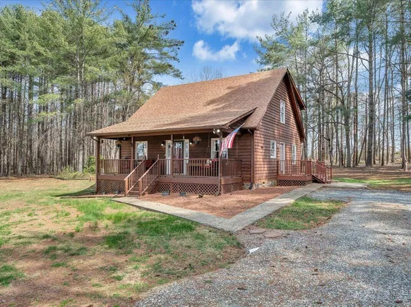 50 Mapleridge Dr, Wirtz, VA 24184