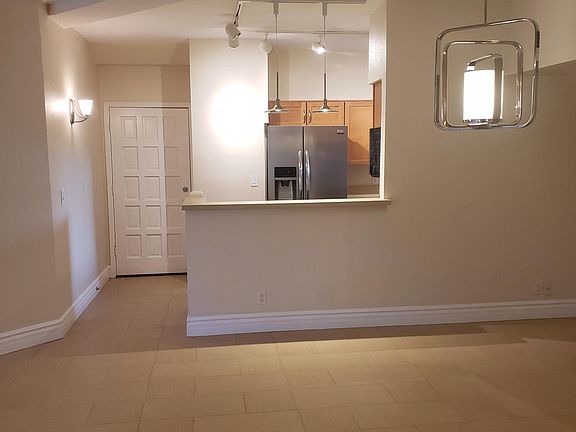 3rd image of 10301 N 70th St Unit 101
