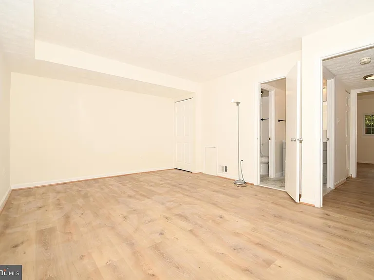 13246 Bayberry Dr #35 — Photo 19