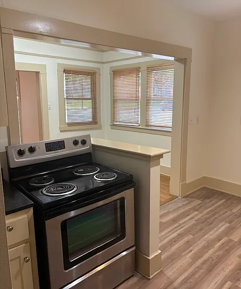 1420 W 10th St #1420 — Photo 16