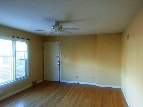 4th image of 1329 N Harlem Ave APT 4