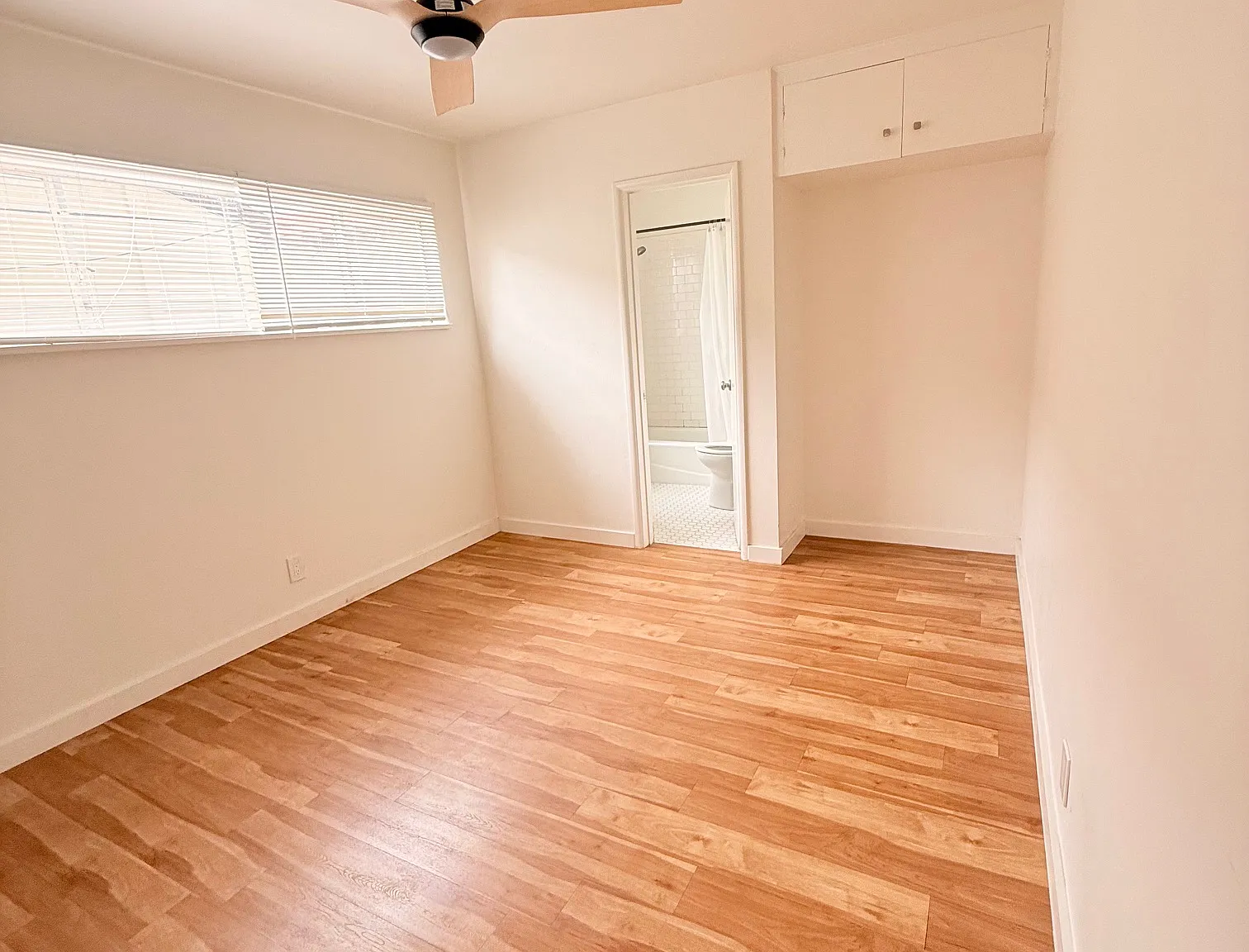 1 bed, $3,150 — Photo 4