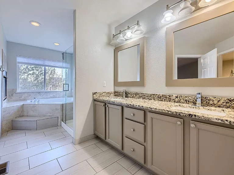 6631 W Alamo Dr — Photo 15